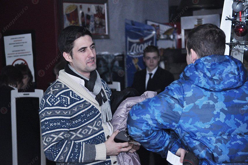 «Сильнее, чем оружие»: В Днепропетровске состоялась премьера фильма о революции и войне