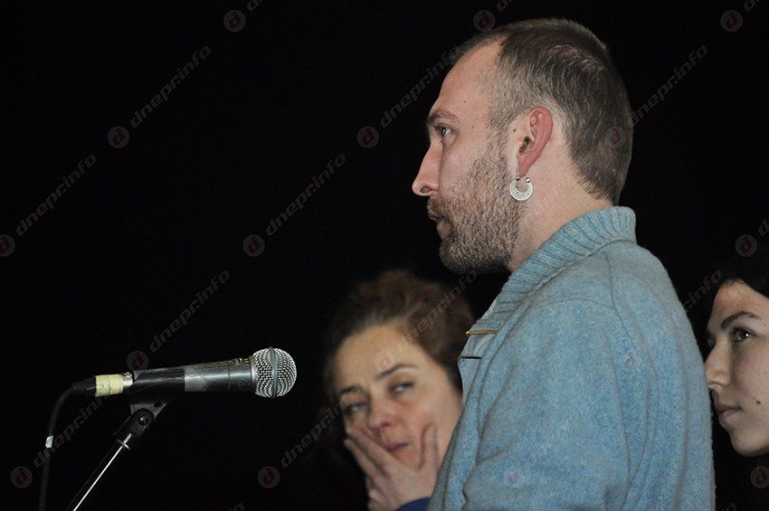 «Сильнее, чем оружие»: В Днепропетровске состоялась премьера фильма о революции и войне