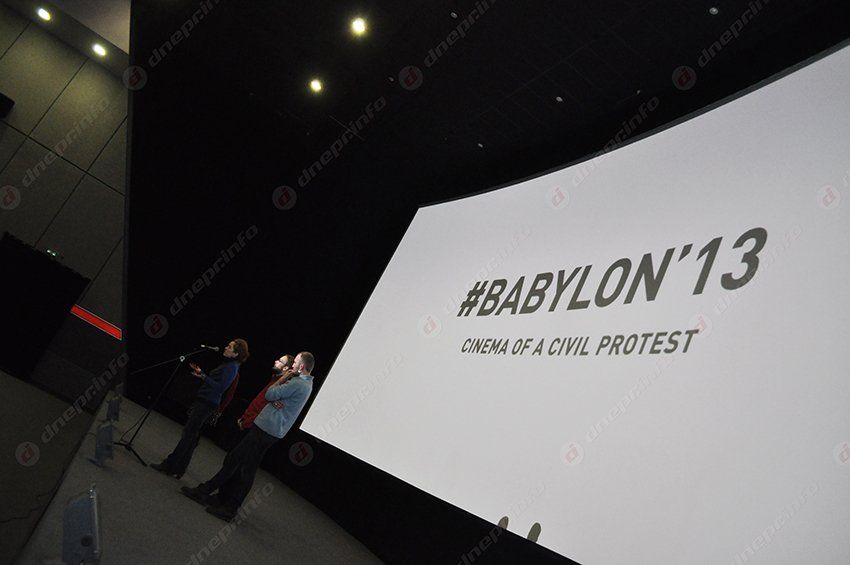 «Сильнее, чем оружие»: В Днепропетровске состоялась премьера фильма о революции и войне