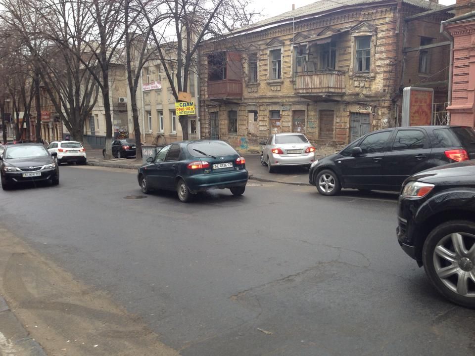 В Днепропетровске на ул. Ленина ДТП – движение затруднено