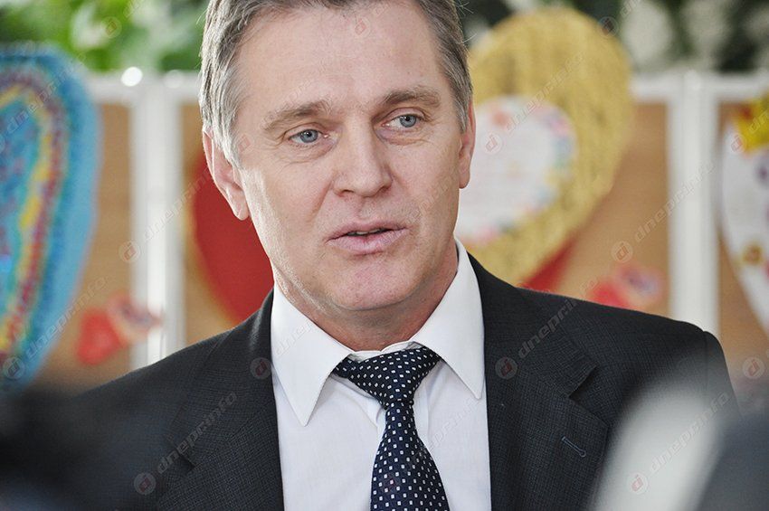 Скоро на передовую отвезут 200 валентинок от детей из школы-интерната №4