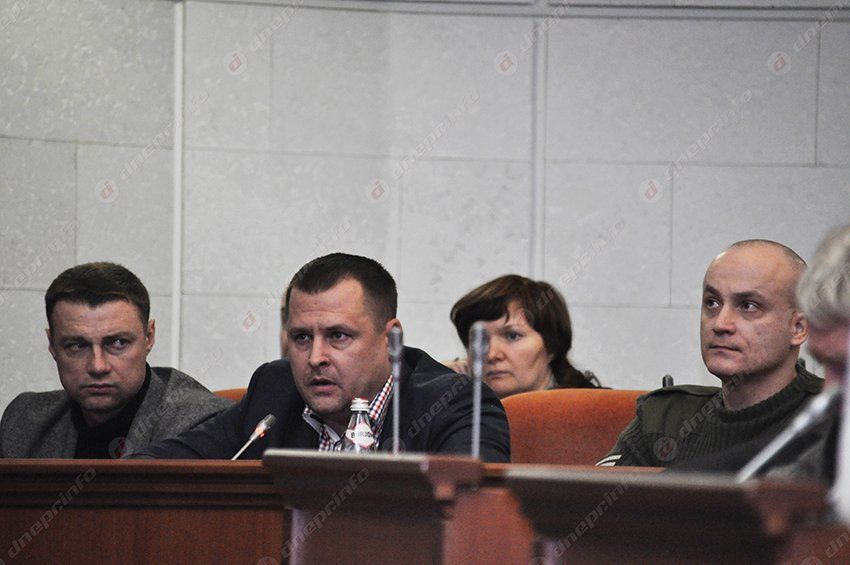 Народные депутаты Филатов, Денисенко и Куприй обвинили Романенко в разгоне Евромайдана