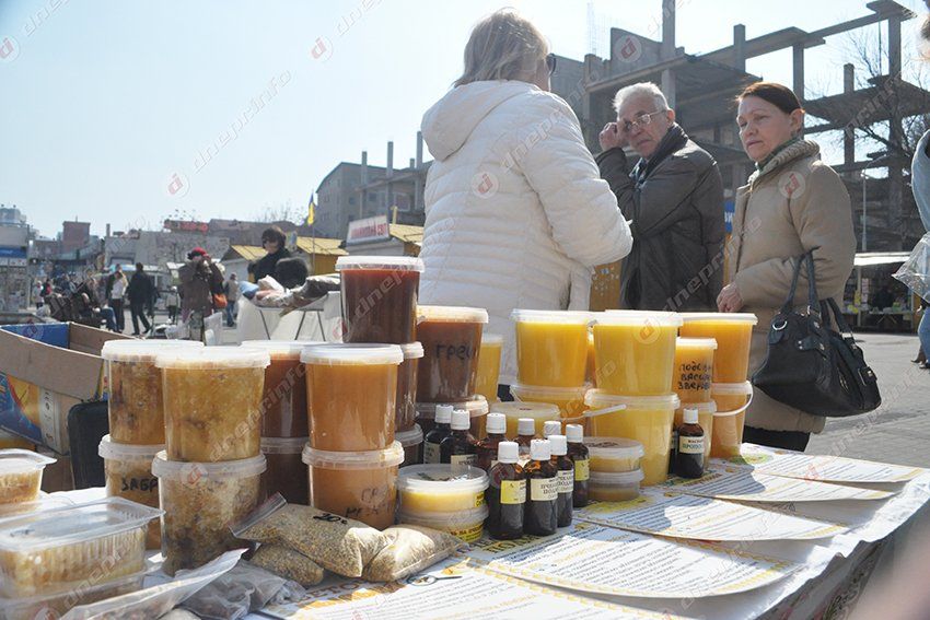 Днепропетровцев с истерикой и паникой ждут в центре города
