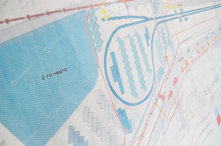 В Днепропетровске обустроят остановку для 13 автобусных маршрутов