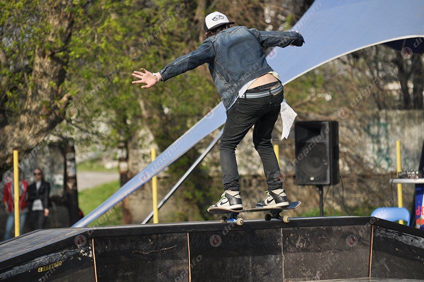 Dnepr Extreme Open 2015 стартовал в Днепропетровске