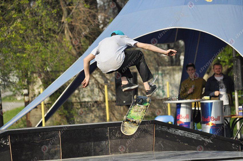 Dnepr Extreme Open 2015 стартовал в Днепропетровске