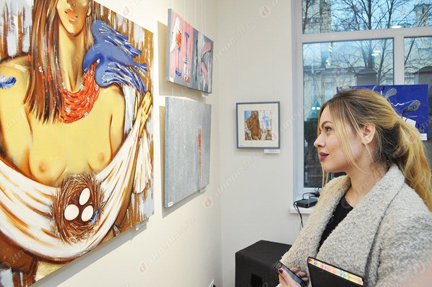 В Днепропетровске показали выставку работ художников-переселенцев