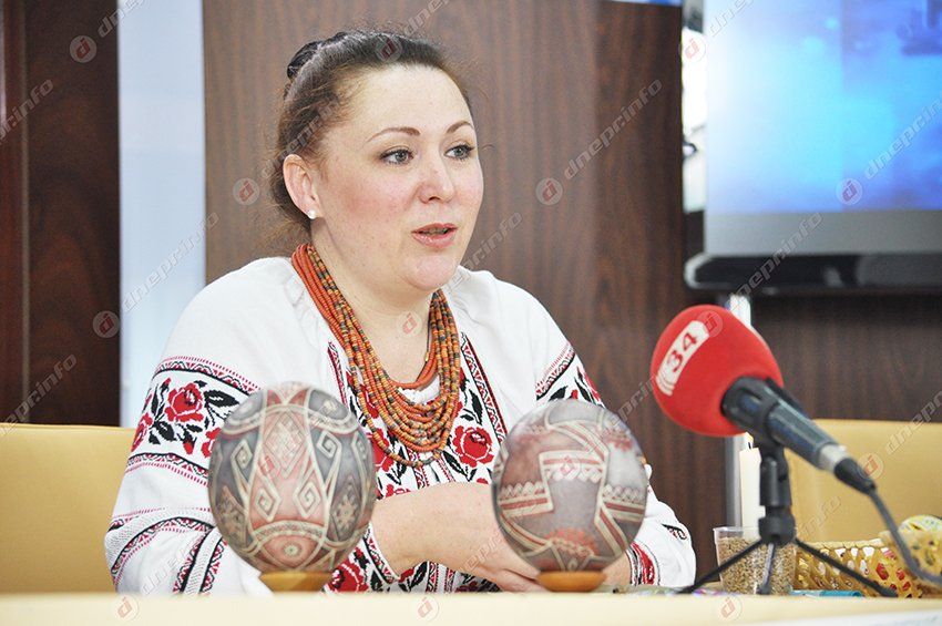 Что означают символы на яйцах-писанках?