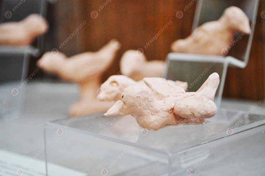 В днепропетровском музее представлена первая выставка из цикла «Мир детства»