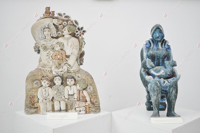 В днепропетровском музее представлена первая выставка из цикла «Мир детства»