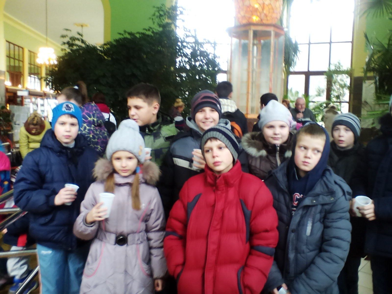 На Днепропетровщину после реабилитации в Польше вернулись дети-переселенцы