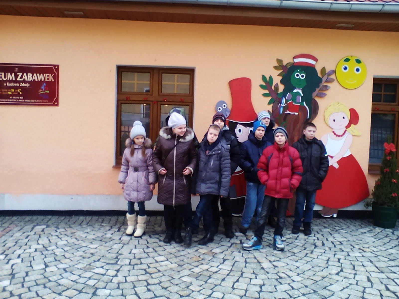 На Днепропетровщину после реабилитации в Польше вернулись дети-переселенцы