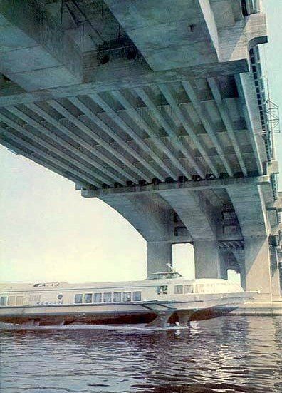 Земля в иллюминаторе или как «Ракеты» и «Метеоры» бороздили просторы Днепра