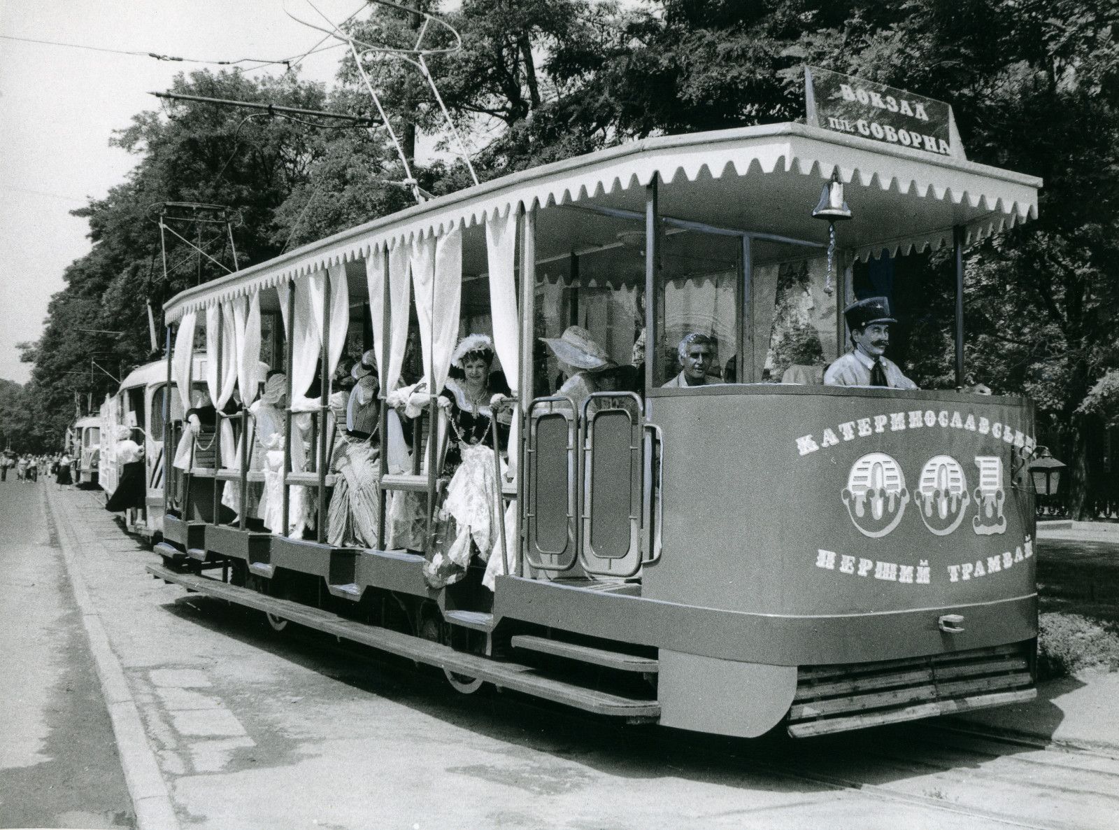 Трамвай_100_2