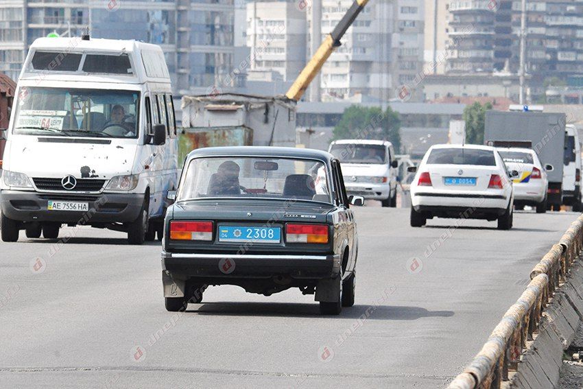 Новый мост сейчас: беззаботная полиция, неторопливый ремонт и «пираты»