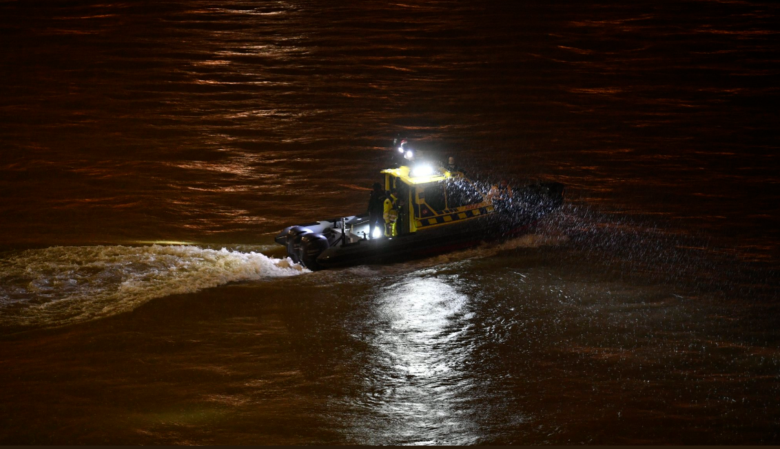 Столкнулись 2 теплохода: десятки погибших. Новости мира