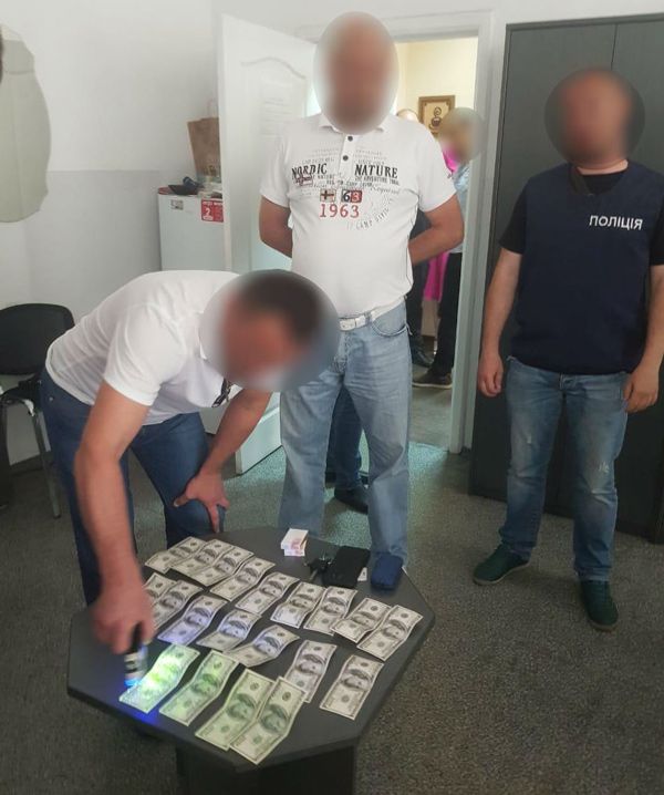 В Днепре чиновника коммунального предприятия городского совета разоблачено на взятке. Новости Днепра