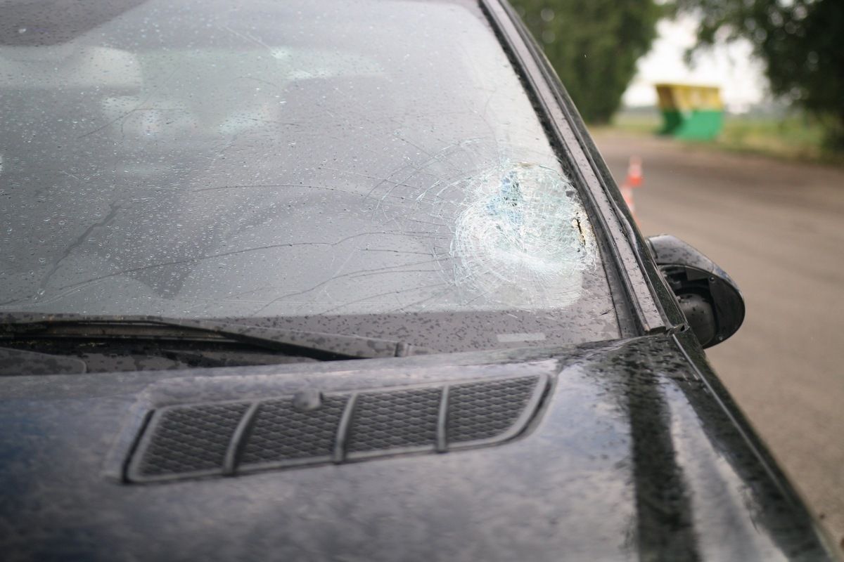 Под Днепром внедорожник насмерть сбил пешехода. Новости Днепра