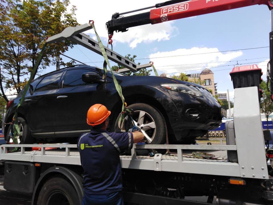 Мэр Днепра  о "свинье, решившей припарковаться". Новости Днепра