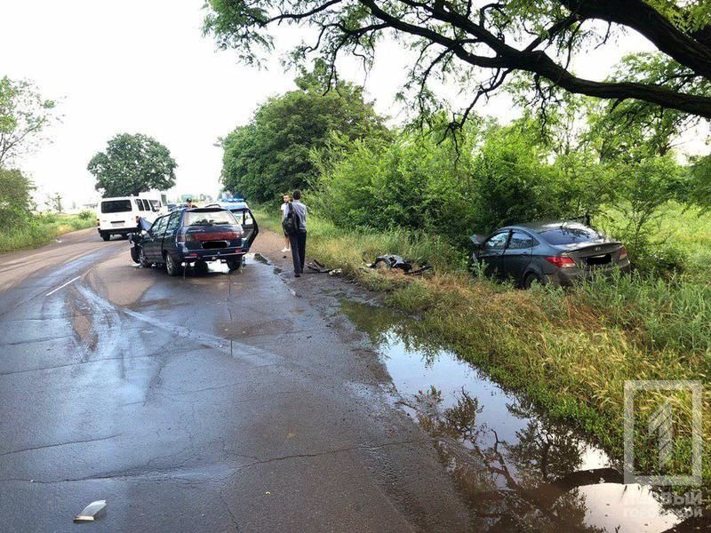 ДТП с пострадавшими: два легковых автомобиля столкнулись «лоб в лоб». Новости Днепра