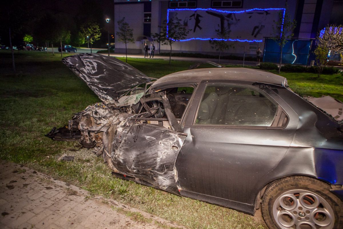 Авто перевернулось: 2 погибших в ДТП, вынесен приговор. Новости Днепра
