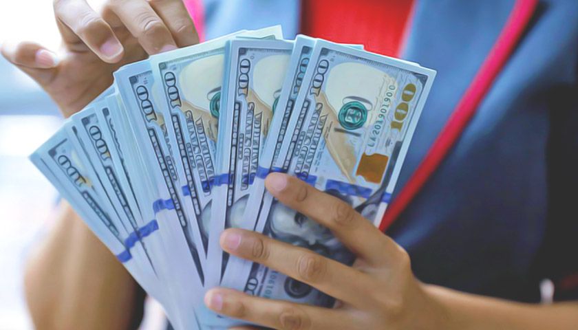 Курс валют на 12 июня: гривна замедлила рост. Новости Днепра