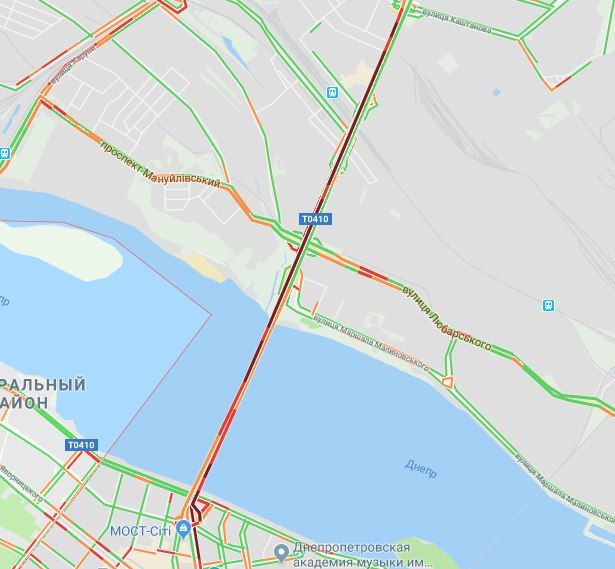 В Днепре 2 моста застряли в пробках. Новости Днепра