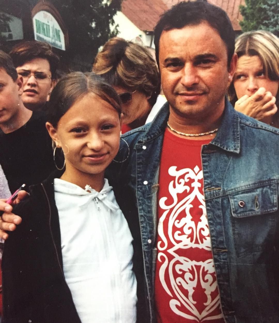 Виктор Павлик ушёл от жены к 25-летней девушке из Днепра: что она говорит об их романе. Новости Украины