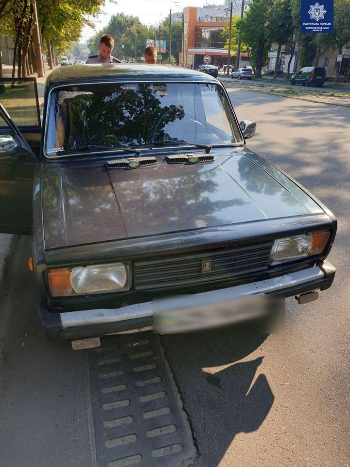 Мужчины угнали автомобиль. Новости Днепра
