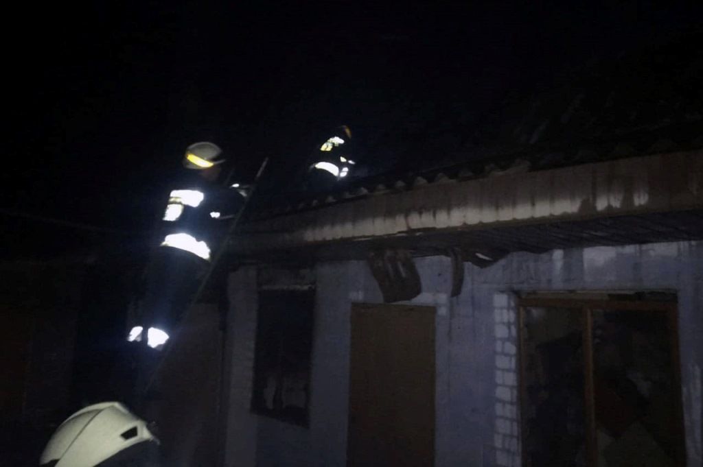 В частном секторе в Днепре горела постройка. Новости Днепра
