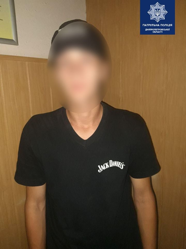 В Днепре подросток сел за руль и пытался сбежать от полицейских. Новости Днепра