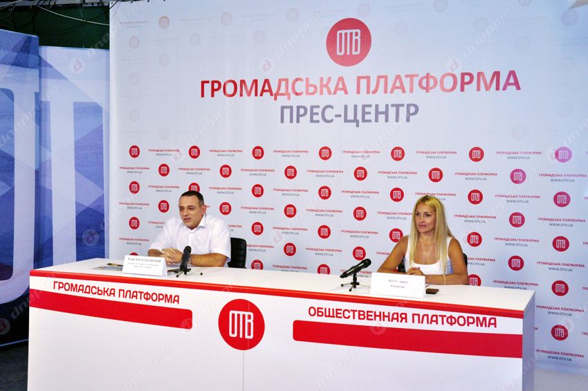 Макс Бужанский: «Это, наверно, самая «грязная» избирательная кампания из всех, которые у нас были»