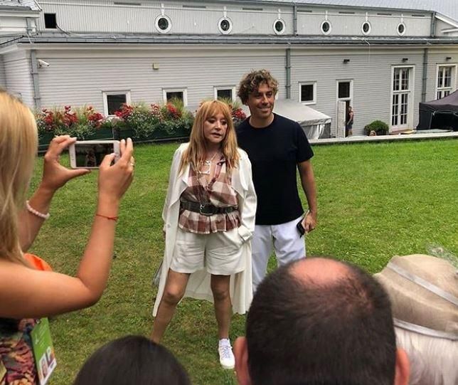 Алла Пугачева в мини-шортах сразила наповал публику в Юрмале. Новости мира