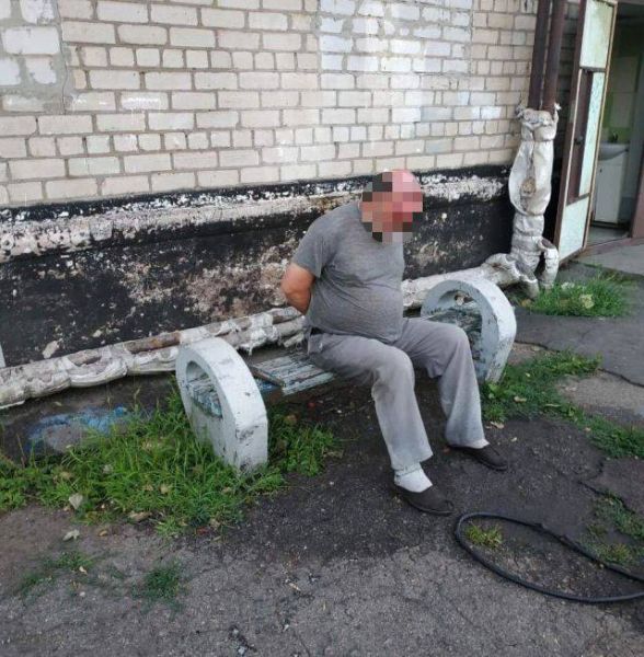 Нетрезвый вооруженный мужчина открыл стрельбу со своего балкона. Новости Днепра