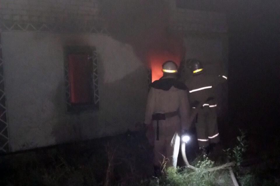 Ночью спасатели тушили сильный пожар: подробности. Новости Днепра