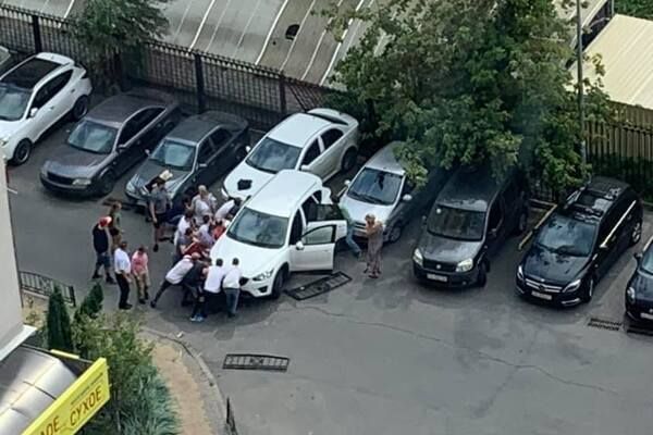 Теща Притулы сбила мать с ребенком машиной: они в больнице с тяжелейшими травмами. Новости Днепра