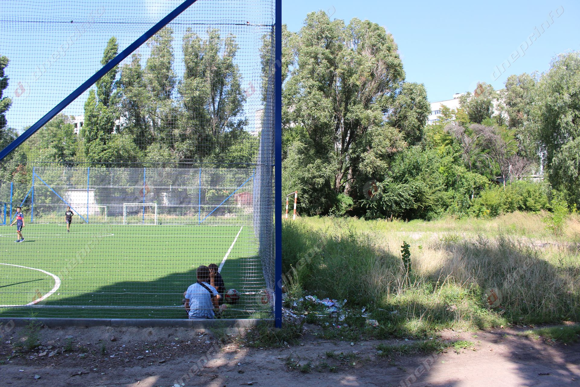 Трущобы Днепра: шприцы, свалки и постоянная опасность для детей – в каких условиях живут жители Тополя. Новости Днепра