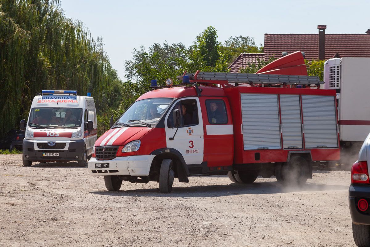 Рухнуло в один момент: в Днепре мужчину раздавила кабина фуры. Новости Днепра