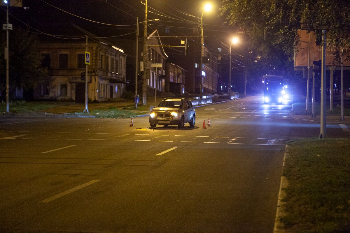 Ночное ДТП в Днепре: водитель спровоцировал аварию и скрылся