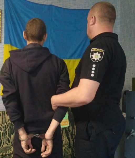 Гнусное надругательство над Государственным Флагом: правонарушителя задержали. Новости Днепра