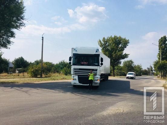 ДТП с мопедом и фурой: есть пострадавший. Новости Днепра