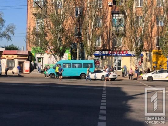 Масштабное ДТП: от удара автомобиль отбросило в маршрутку. Новости Днепра