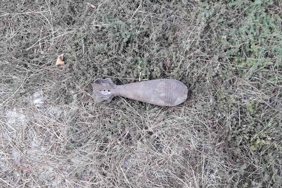 Под Днепром местные жители нашли взрывоопасное устаревшее оружие. Новости Днепра