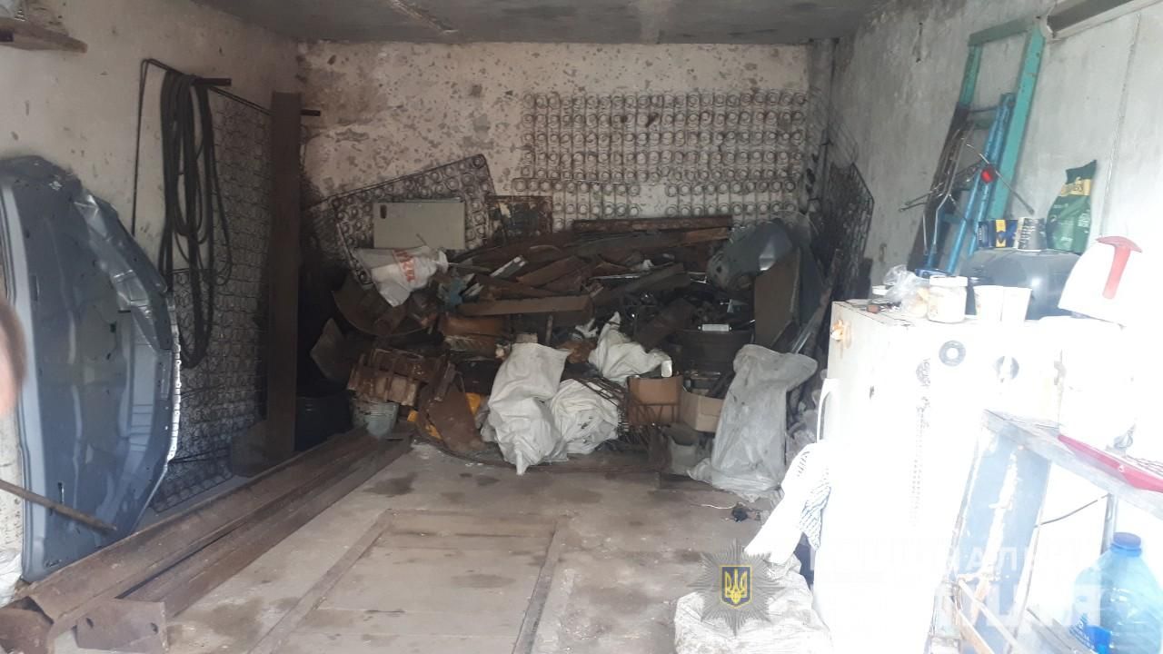 «Почем металл?»: мужчина и женщина устроили «бизнес на дому». Новости Днепра