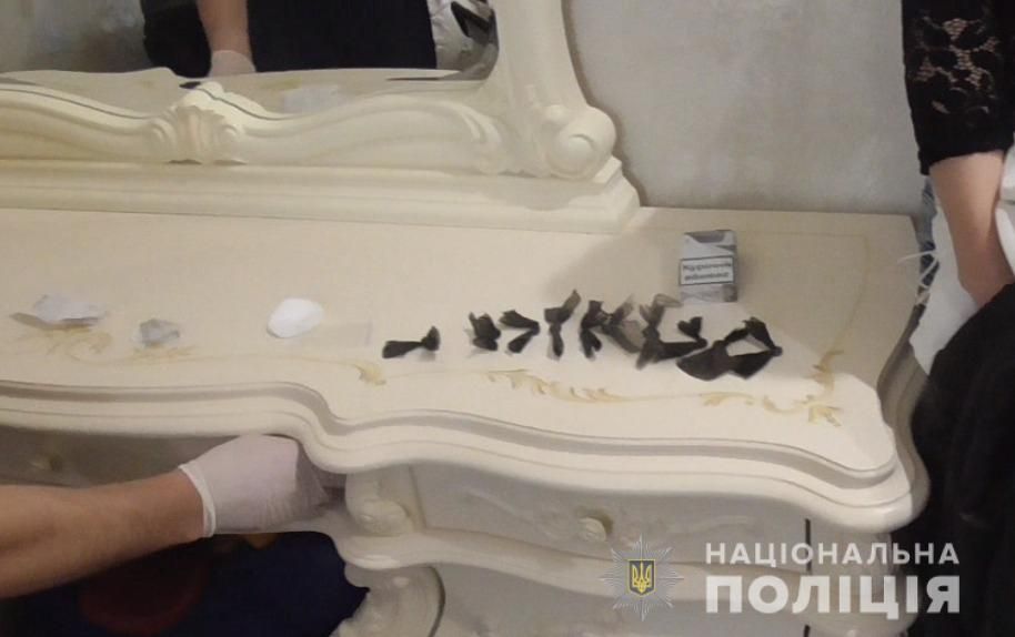 «Наркотики заполонили город»: изъята крупная партия веществ. Новости Днепра