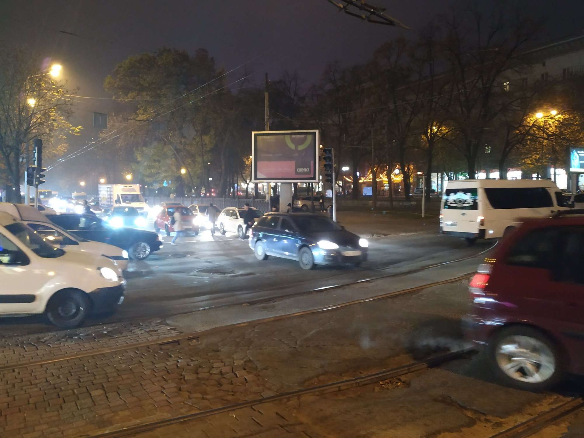 Центр Днепра замер в огромных пробках: куда не стоит ехать. Новости Днепра