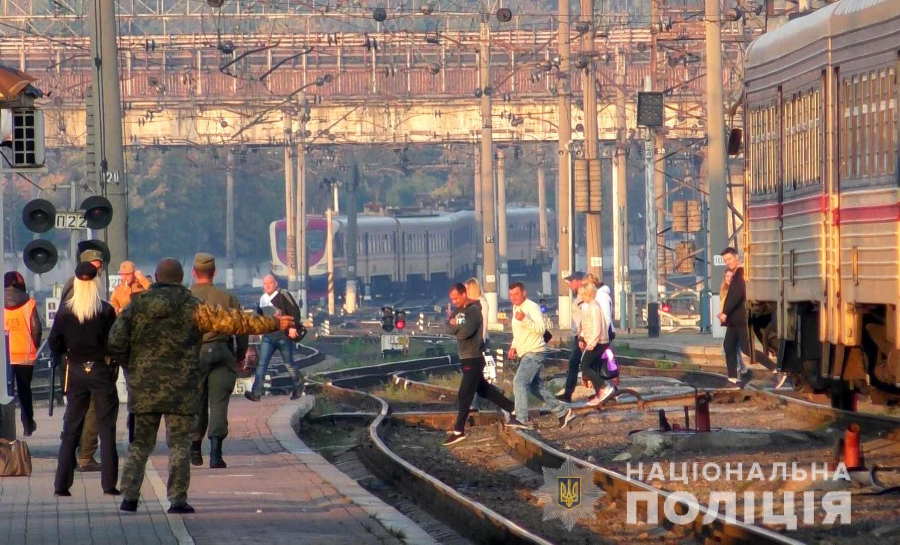 Полиция обратилась к днепрянам касательно безопасности на железной дороге. Новости Днепра
