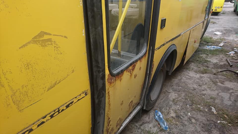 «Готовимся к зиме»: в Днепре ремонтируют «убитые» автобусы. Новости Днепра