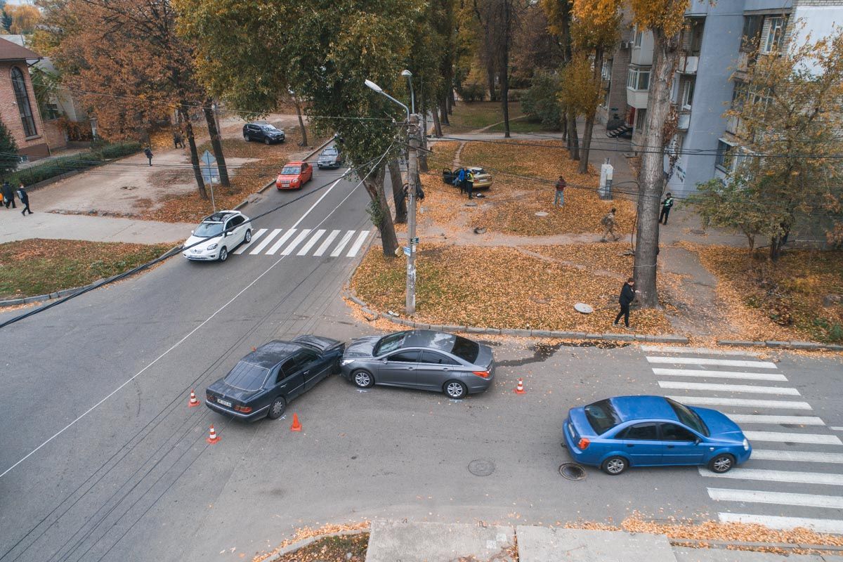 Тройное столкновение в Днепре: есть пострадавший. Новости Днепра