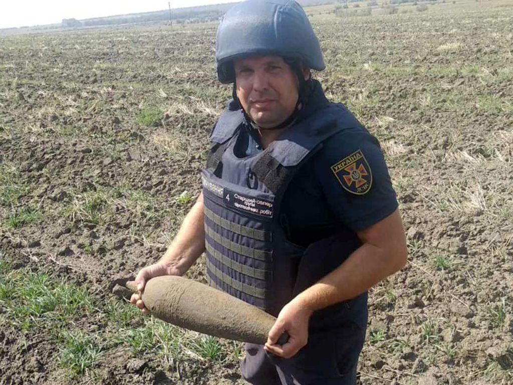 Угроза взрыва: работы в поле оказались для людей взрывоопасными. Новости Днепра